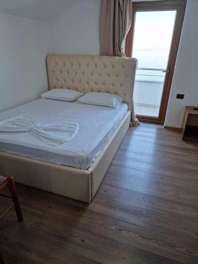 Hotel Restaurant Savoja Πόγραδετς Εξωτερικό φωτογραφία
