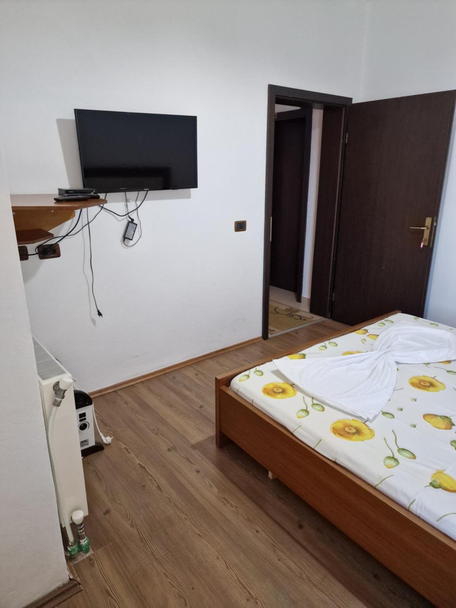 Hotel Restaurant Savoja Πόγραδετς Δωμάτιο φωτογραφία